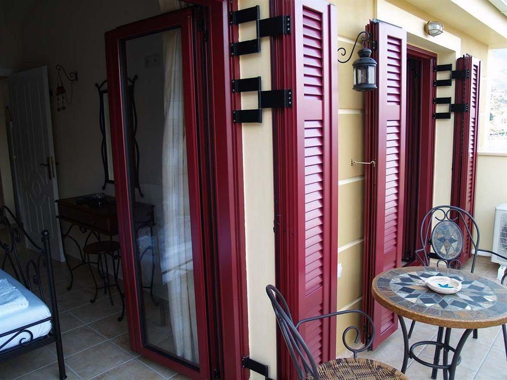 Greka Ionian Suites Agia Efimia Exteriér fotografie