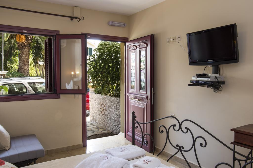 Greka Ionian Suites Agia Efimia Exteriér fotografie