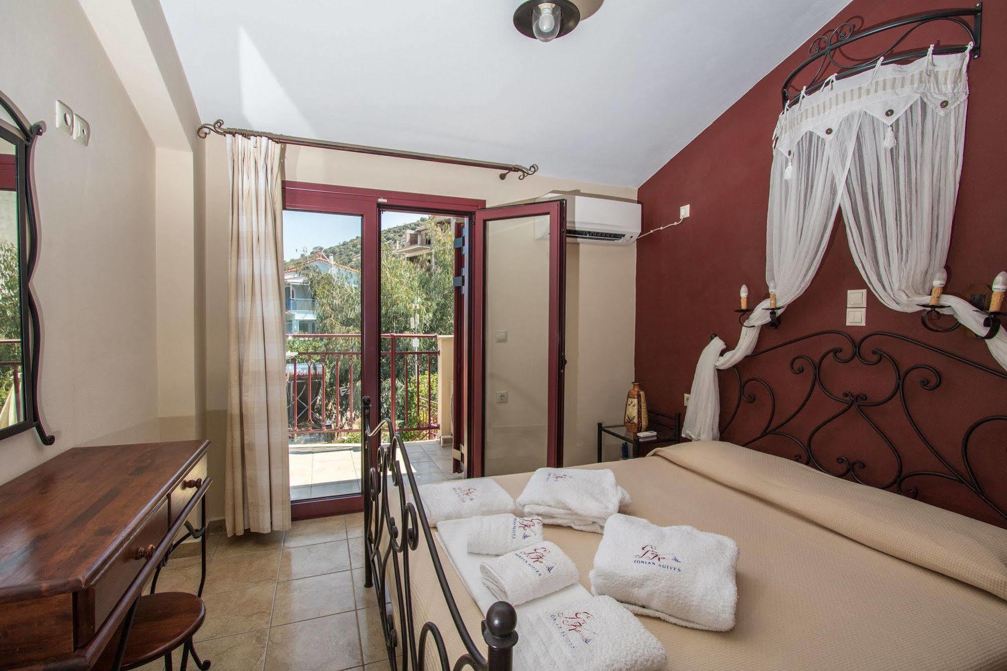 Greka Ionian Suites Agia Efimia Exteriér fotografie