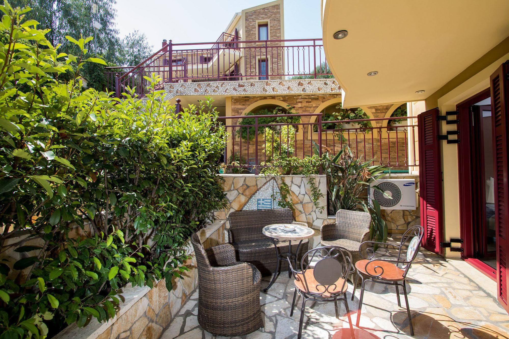 Greka Ionian Suites Agia Efimia Exteriér fotografie