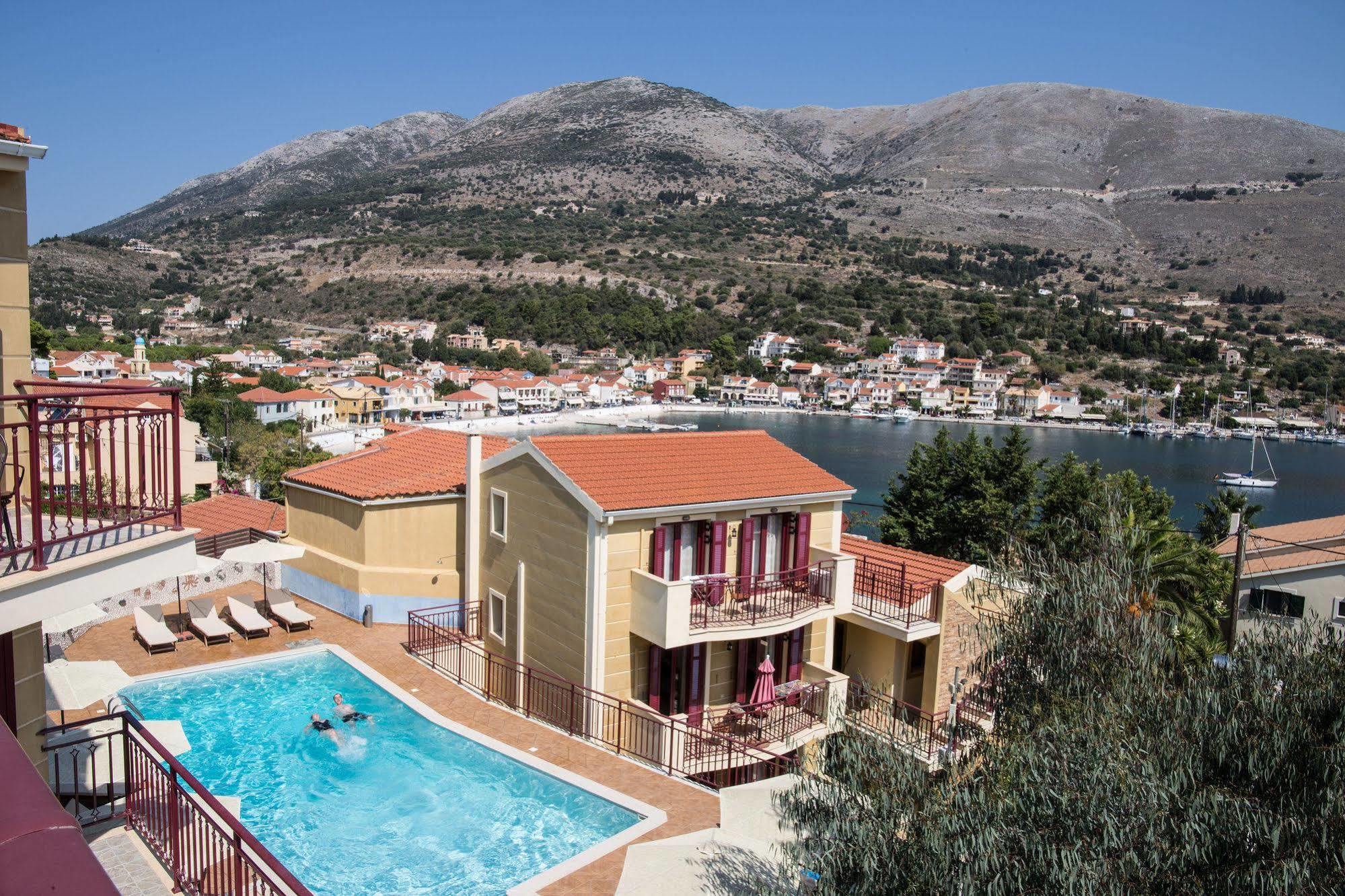 Greka Ionian Suites Agia Efimia Exteriér fotografie