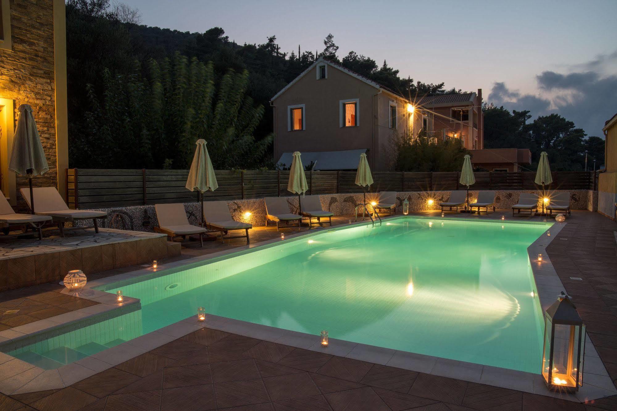 Greka Ionian Suites Agia Efimia Exteriér fotografie