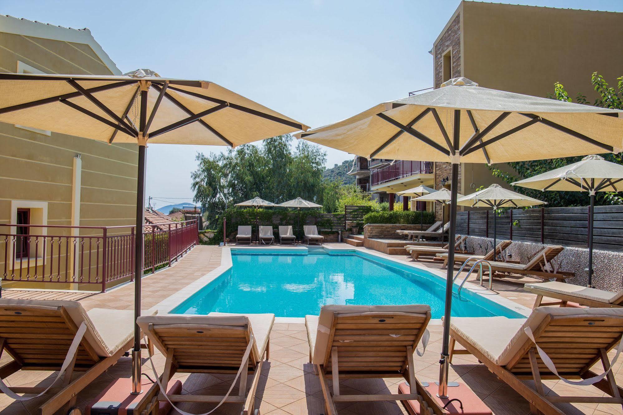 Greka Ionian Suites Agia Efimia Exteriér fotografie