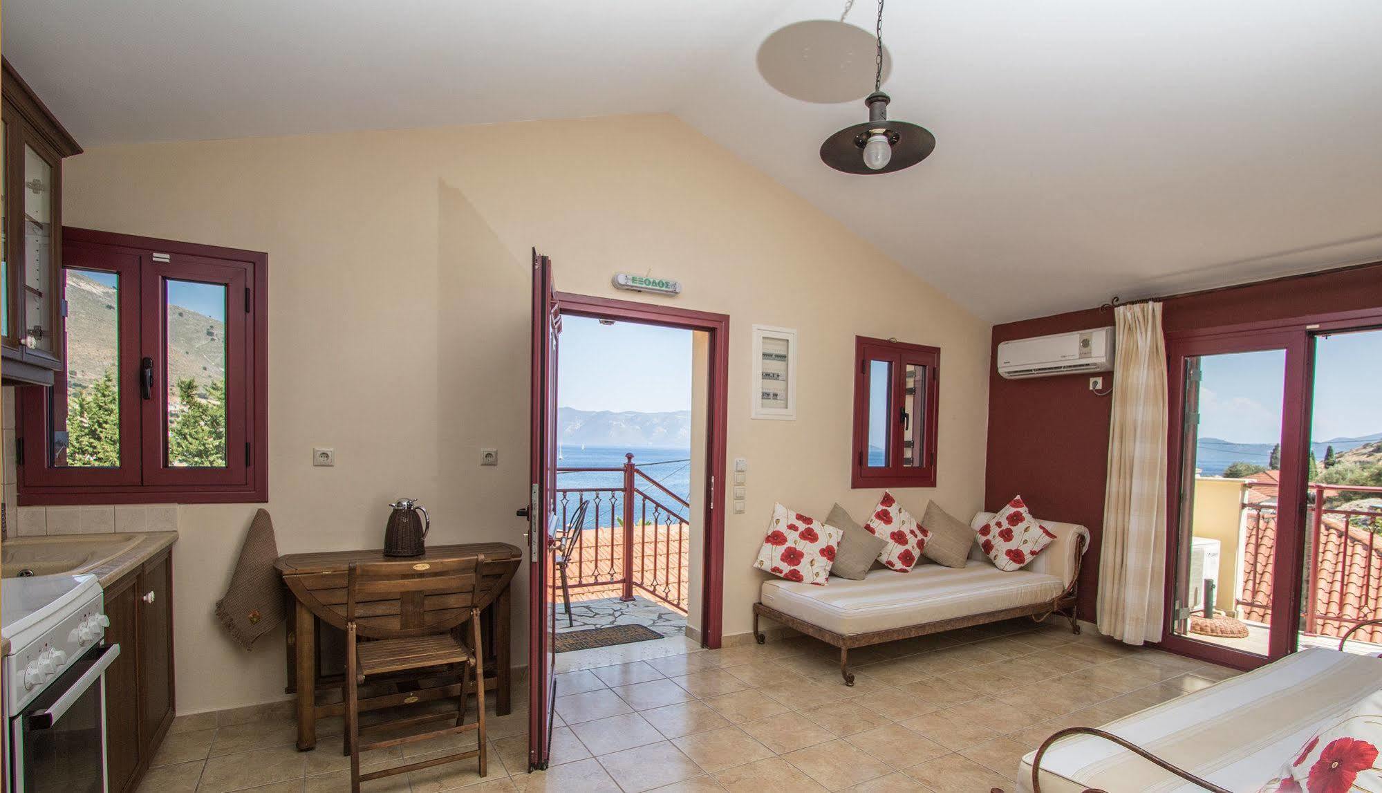 Greka Ionian Suites Agia Efimia Exteriér fotografie