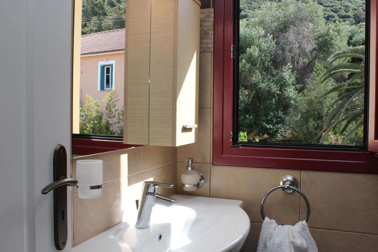 Greka Ionian Suites Agia Efimia Exteriér fotografie
